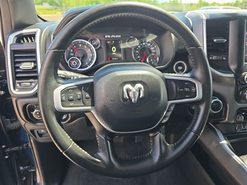 Used 2022 RAM 1500 Big Horn AWD/4WD image 18