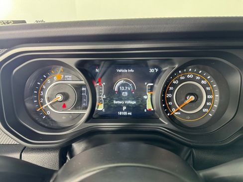 Used 2025 Jeep Wrangler Unlimited Rubicon image 23