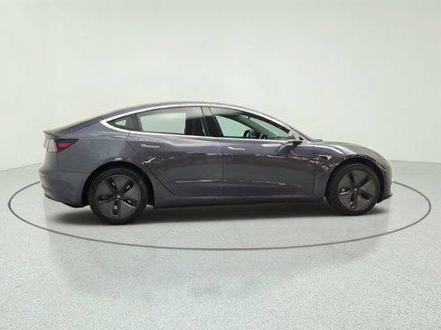 Used 2018 Tesla Model 3 Long Range RWD image 4