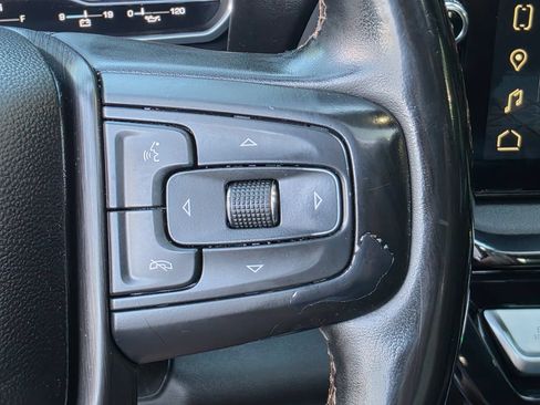 Used 2024 GMC Sierra 3500 AT4 w/ Technology Package AWD/4WD image 17