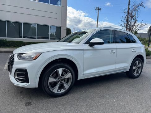Used 2023 Audi Q5 2.0T Premium Plus w/ Premium Plus Package AWD/4WD image 5