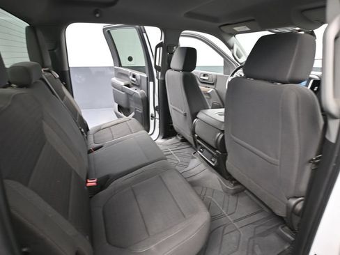 Used 2023 Chevrolet Silverado 2500 LT AWD/4WD image 45