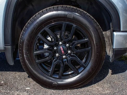 Used 2025 GMC Sierra 1500 Elevation AWD/4WD image 7
