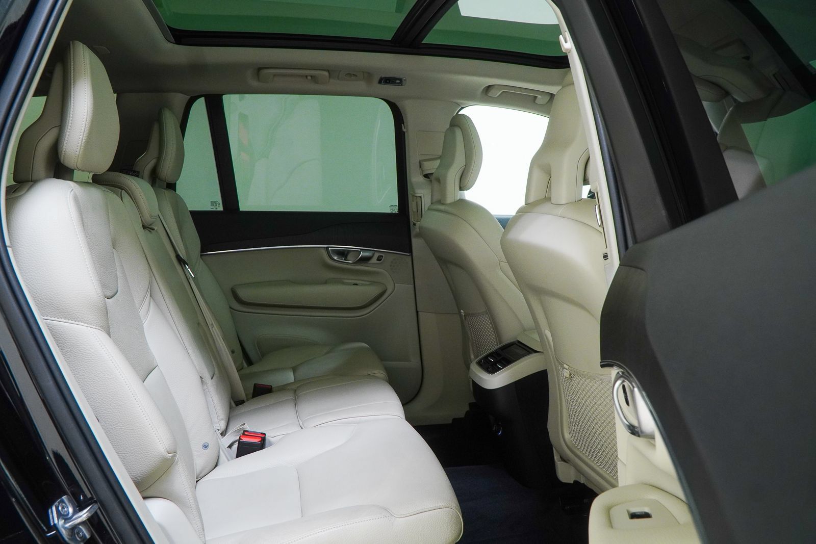 Used 2020 Volvo XC90 T6 Momentum w/ Protection Package Premier AWD/4WD image 40