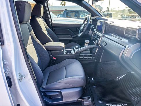 Certified 2024 Toyota Tacoma SR5 image 19