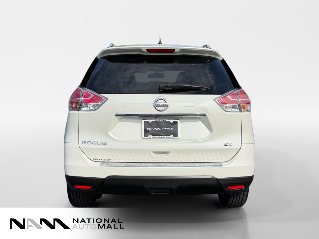Used 2016 Nissan Rogue SV w/ SV Premium Package FWD image 4