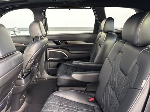 Used 2024 Kia Telluride EX X-Line AWD/4WD image 25