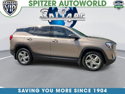 Used 2018 GMC Terrain SLE AWD/4WD image 2