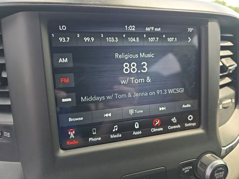 Used 2021 RAM 1500 Big Horn image 24