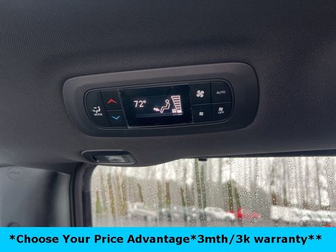 Certified 2022 Chrysler Pacifica Touring-L w/ S Appearance Package image 45