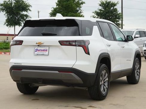 Used 2026 Chevrolet Equinox LT image 9