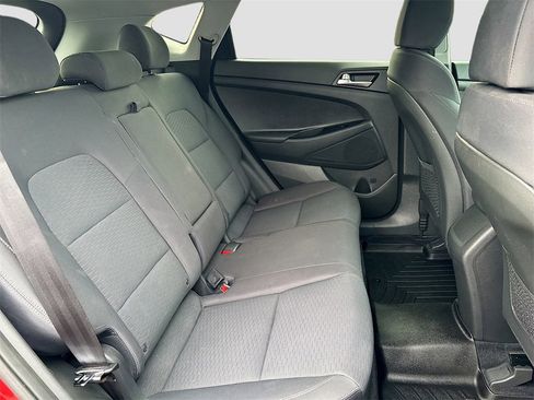 Used 2020 Hyundai Tucson SE w/ Winter Weather Package image 24