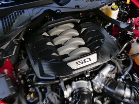 Used 2024 Ford Mustang GT Premium RWD image 41