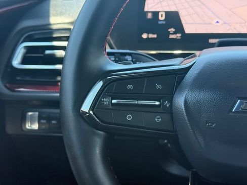 Certified 2025 Chevrolet Traverse RS w/ LPO, Floor Liner Package AWD/4WD image 12