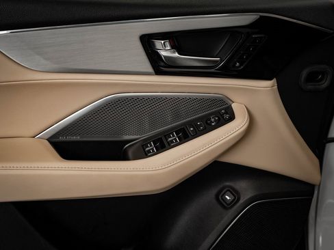 Certified 2023 Acura MDX FWD w/ Technology Package image 25