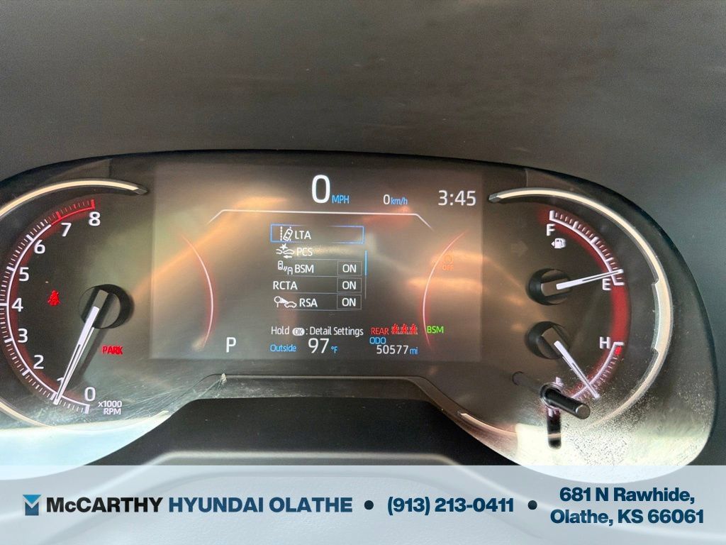 Used 2024 Toyota RAV4 XLE FWD image 7