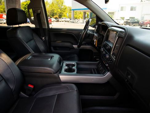 Used 2018 Chevrolet Silverado 1500 LTZ Z71 w/ Centennial Edition AWD/4WD image 17