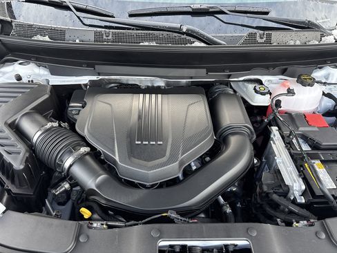 New 2026 Chevrolet Traverse LT w/ LPO, Floor Liner Package image 29