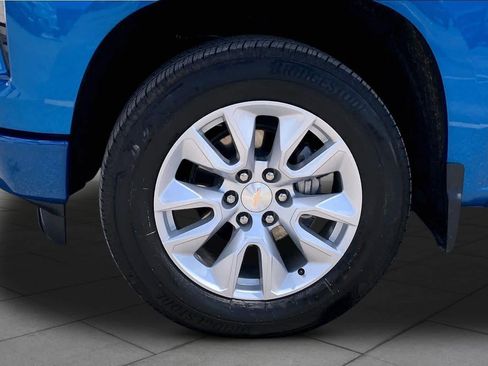 Used 2024 Chevrolet Silverado 1500 Custom RWD image 11