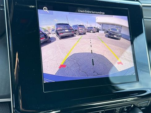 New 2024 Jeep Grand Cherokee Altitude image 24