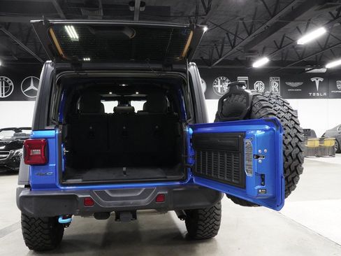 Used 2024 Jeep Wrangler Unlimited AWD/4WD image 21