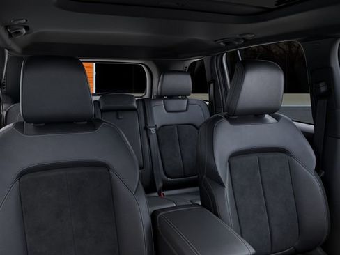 New 2026 Jeep Grand Cherokee Laredo image 26