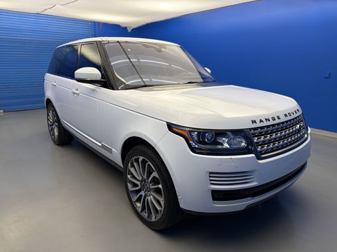 Used 2014 Land Rover Range Rover HSE AWD/4WD image 2