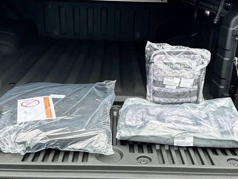 New 2026 Nissan Frontier PRO-4X w/ Pro Premium Package AWD/4WD image 9