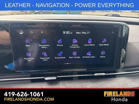 Used 2024 Kia Carnival EX FWD image 20