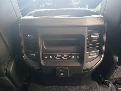 Used 2025 RAM 1500 Limited AWD/4WD image 14