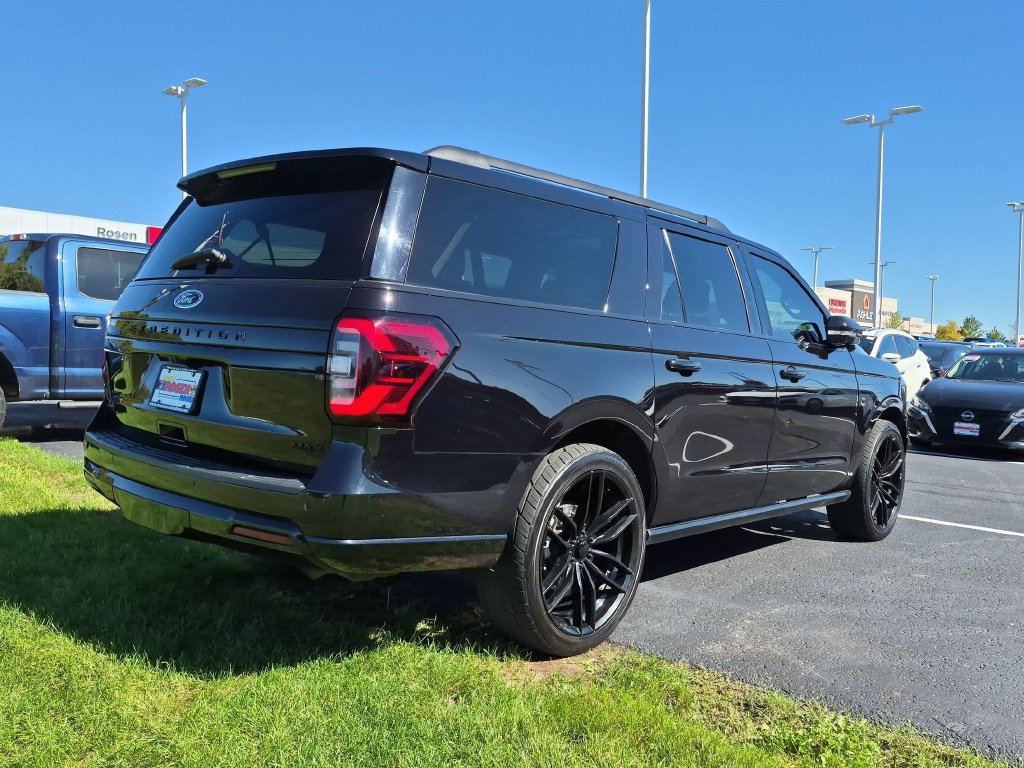 Used 2022 Ford Expedition Max Limited AWD/4WD image 2