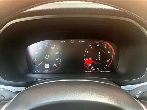 Used 2020 Volvo S60 T5 Momentum FWD image 30