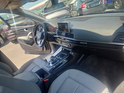 Used 2018 Audi Q5 2.0T Premium Plus w/ Premium Plus Package AWD/4WD image 16