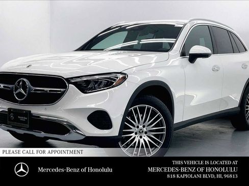 Used 2024 Mercedes-Benz GLC 300 image 1