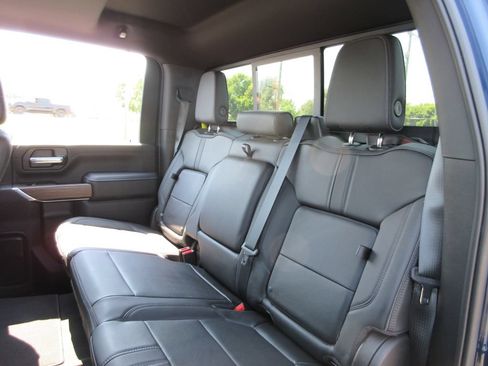 Certified 2022 Chevrolet Silverado 2500 High Country w/ Z71 Off-Road Package AWD/4WD image 25