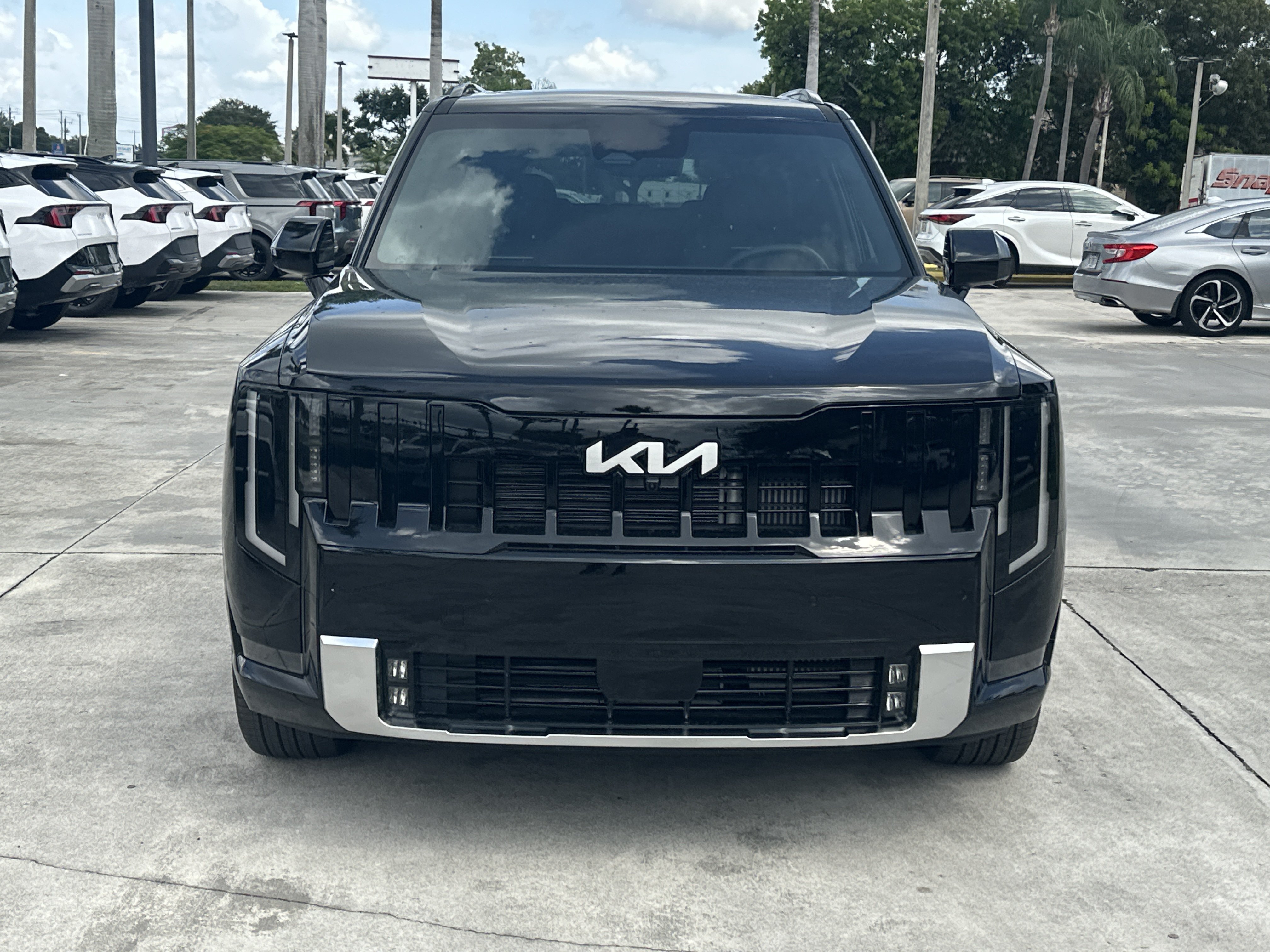 New 2027 Kia Telluride SX Prestige w/ Towing Package AWD/4WD image 3