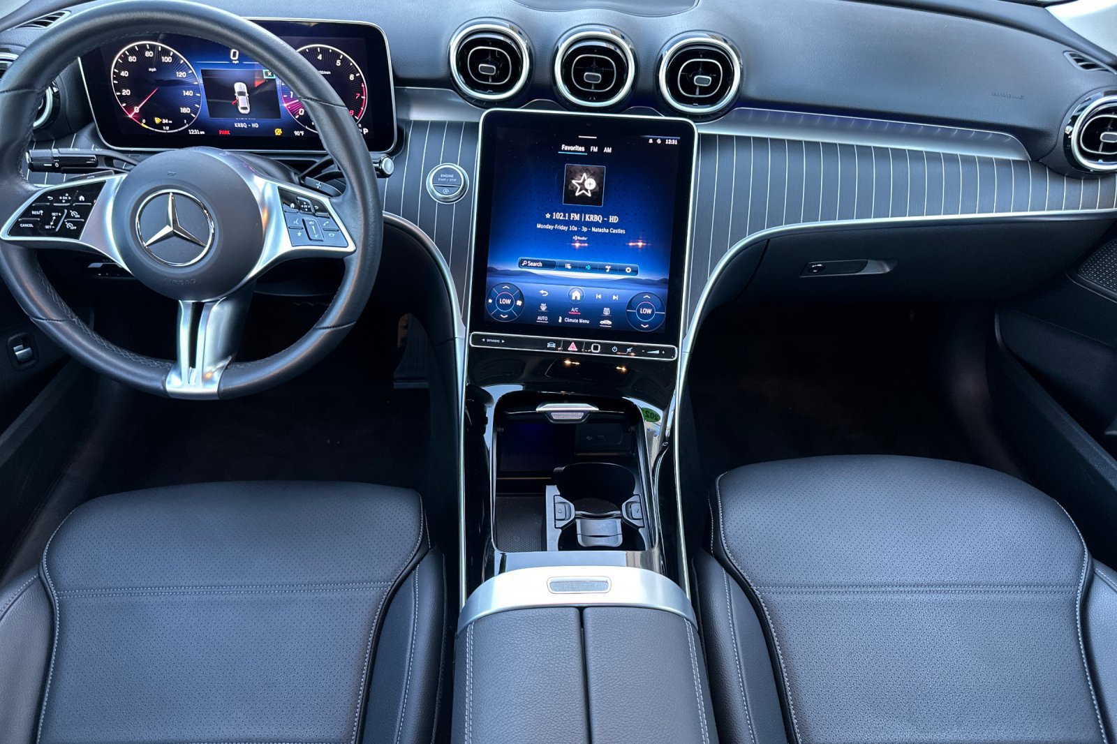 Used 2022 Mercedes-Benz C 300 Sedan image 13