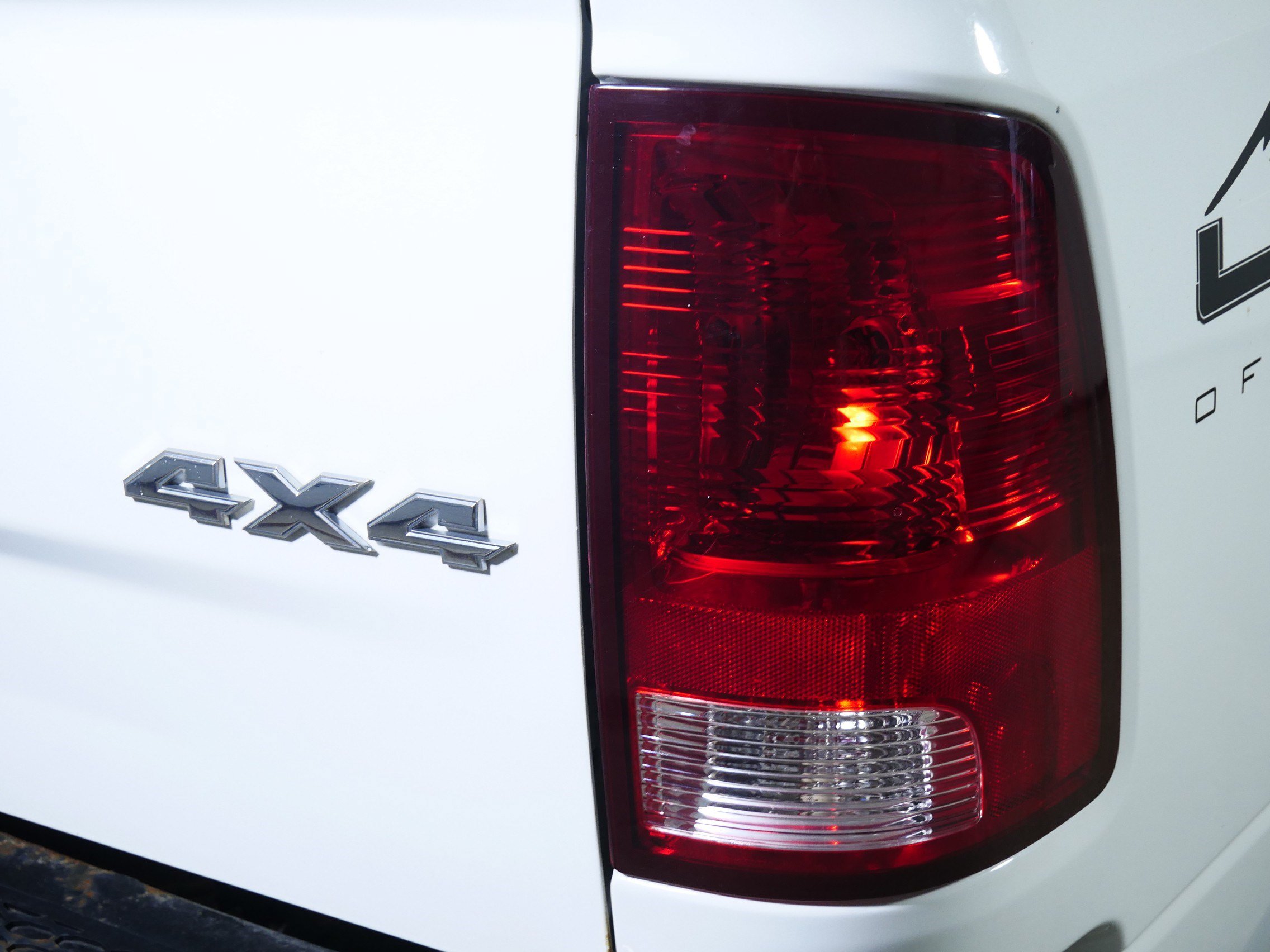 Used 2016 RAM 1500 Express AWD/4WD image 17