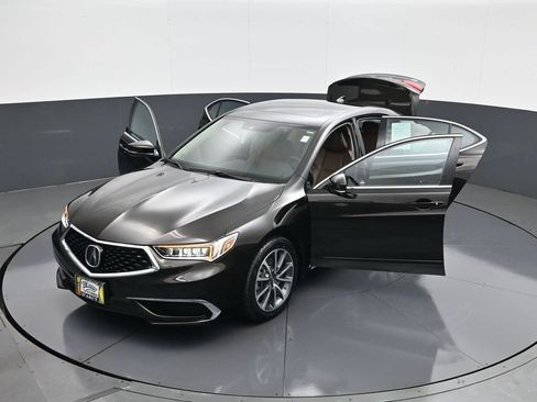 Used 2018 Acura TLX V6 w/ Technology Package image 30
