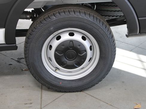 New 2026 Ford Transit 250 148 Medium Roof w/ Load Area Protection Package image 20