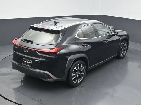 Used 2021 Lexus UX 200 w/ Accessory Package (Z2) FWD image 12