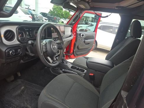 Used 2024 Jeep Wrangler Sport AWD/4WD image 5