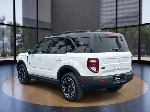 Used 2025 Ford Bronco Sport Outer Banks w/ Outer Banks Tech Package+ AWD/4WD image 4
