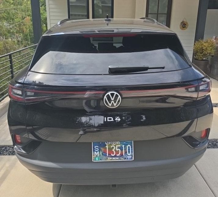 Used 2023 Volkswagen ID.4 Pro S AWD/4WD image 3