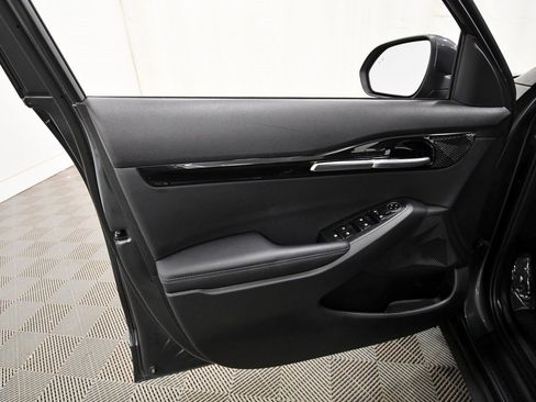 Certified 2024 Kia Seltos S image 13