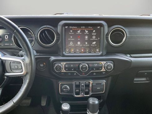 Used 2023 Jeep Wrangler Unlimited Sahara w/ Cold Weather Group image 13