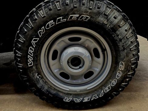 Used 2024 Ford F250 XL w/ XL Off-Road Package image 36