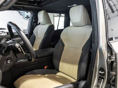 Used 2025 Lexus GX 550 AWD/4WD image 27