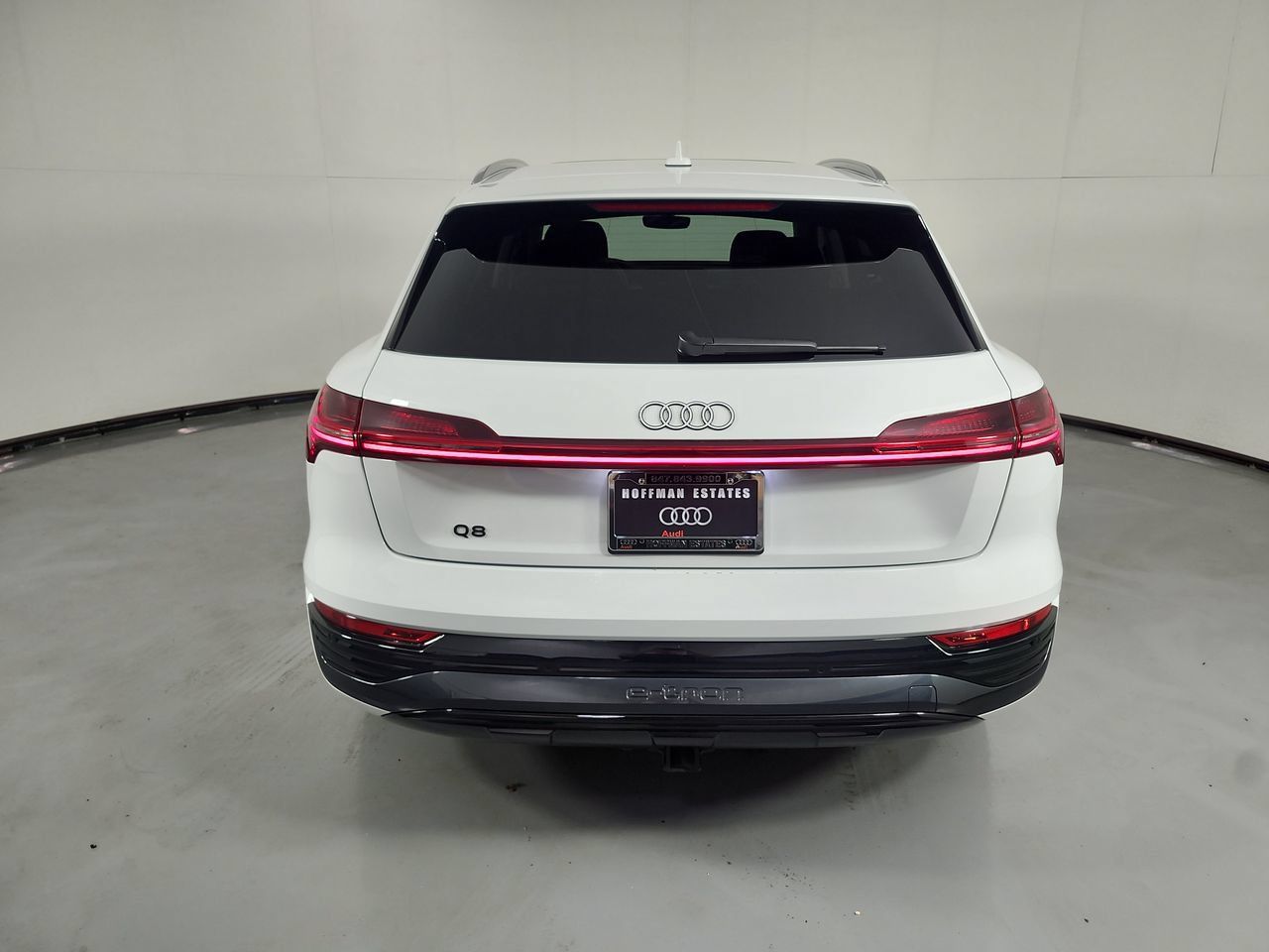 Used 2024 Audi Q8 e-tron Premium Plus w/ Premium Plus Package AWD/4WD image 7