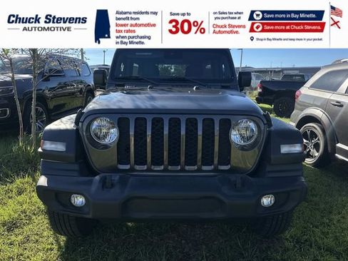 Used 2024 Jeep Wrangler Unlimited Sport AWD/4WD image 3